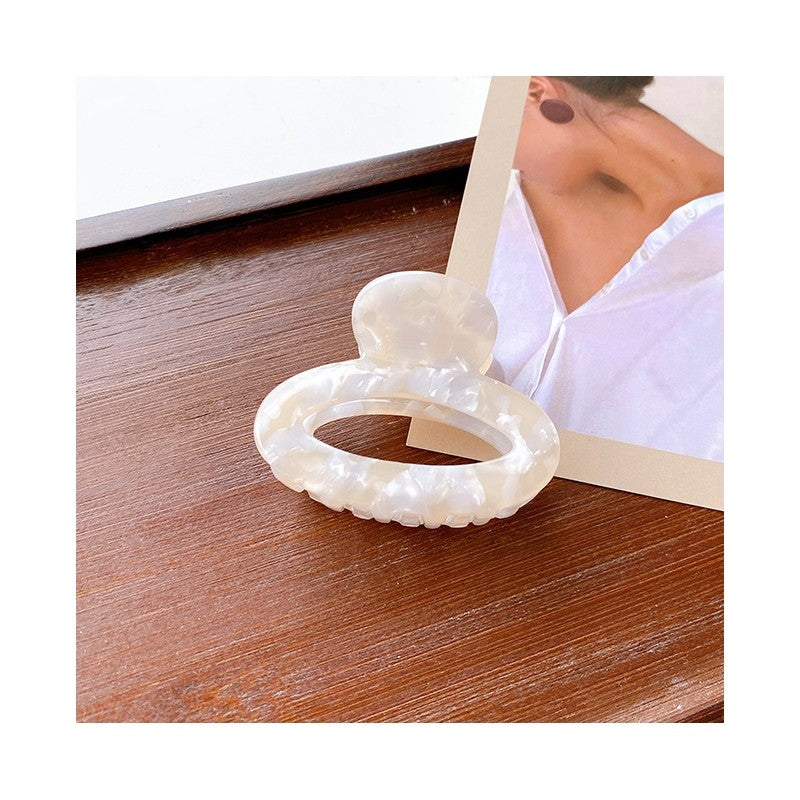 Hollowed Out Oval Hair Claw Clip