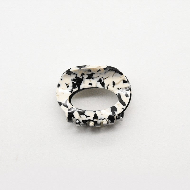 Hollowed Round Hair Claw Clip