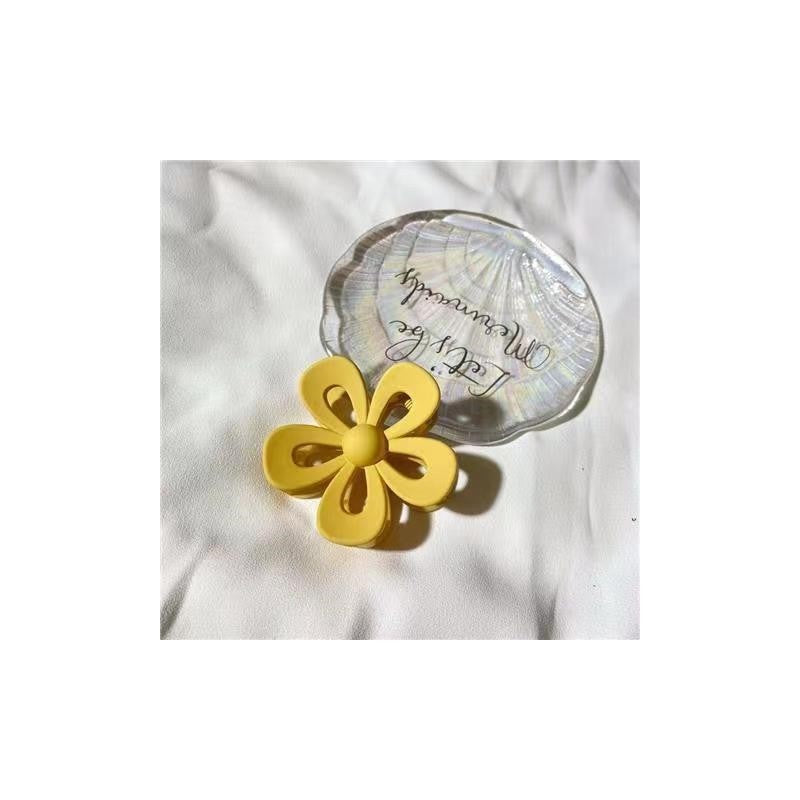 Flower Hollow Solid Color Claw Clip