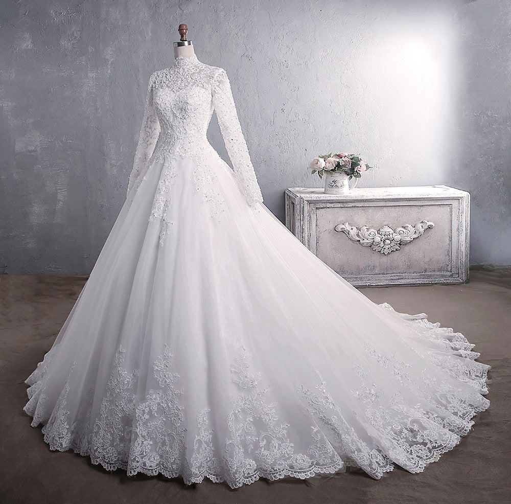 Elegant Long Sleeves Plus Sizes Muslim Brush Train Lace Wedding Dresses