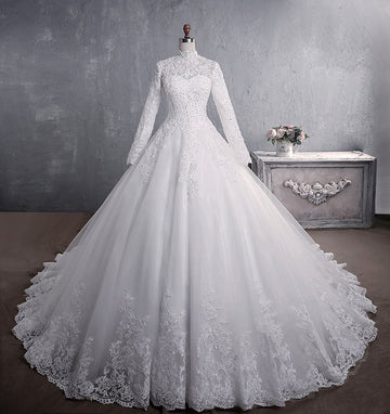 Elegant Long Sleeves Plus Sizes Muslim Brush Train Lace Wedding Dresses