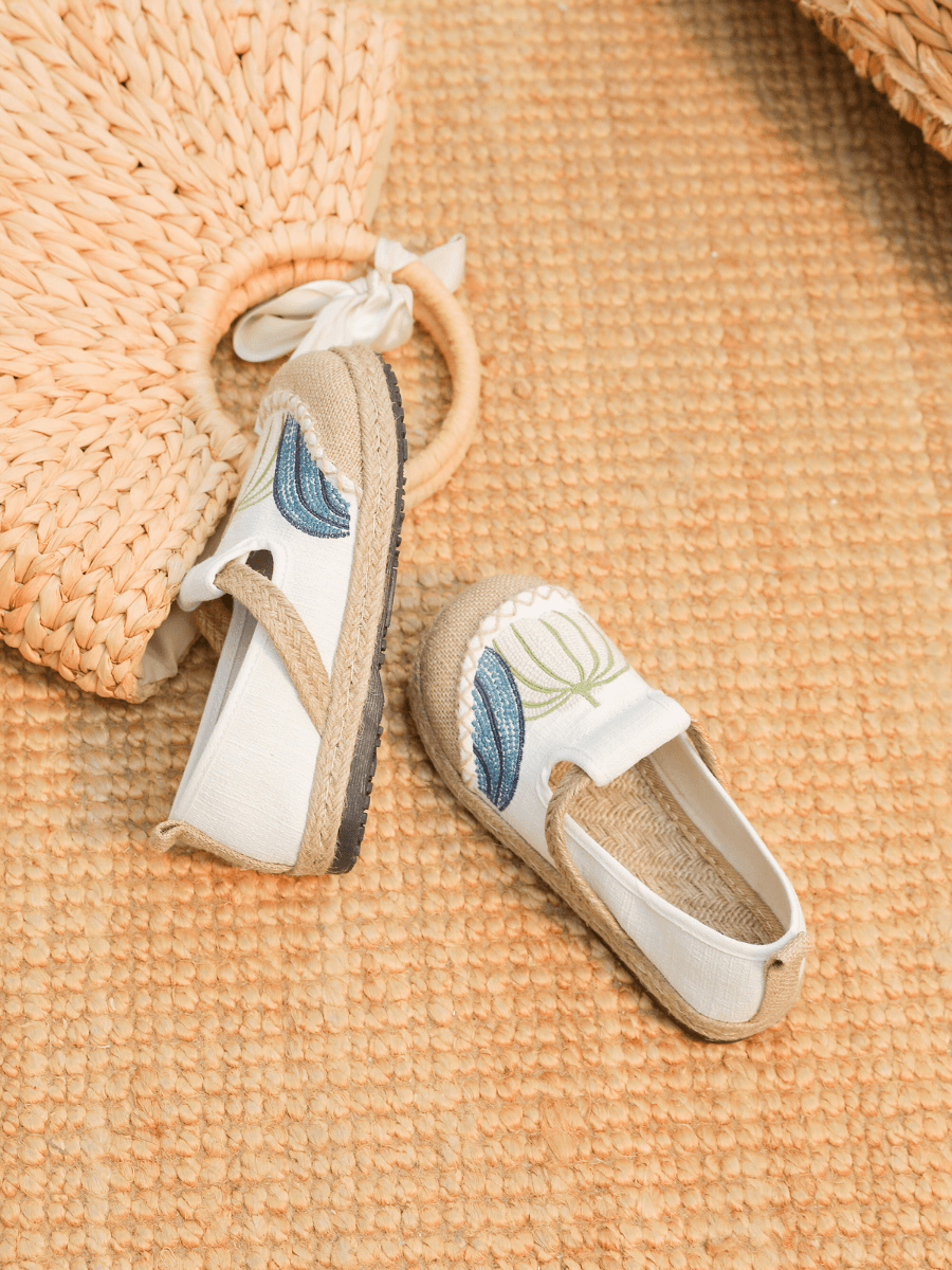 Pumpkin Kiss Embroidered Linen Loafer - Apricot