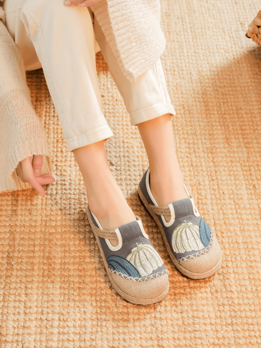 Pumpkin Kiss Embroidered Linen Loafer - Grey