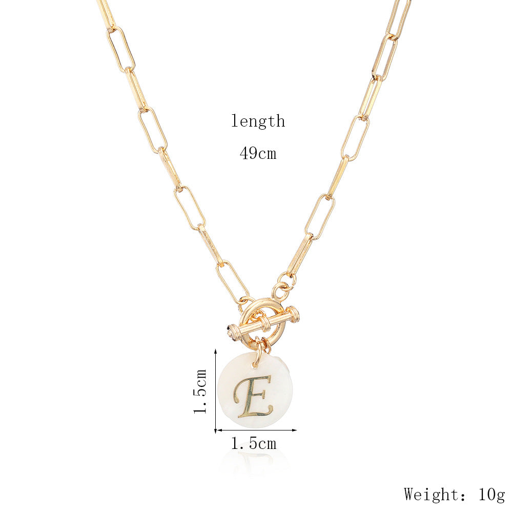 Bridesmaid Gifts Personalized Shell Necklace 26-letter Pendant Necklaces