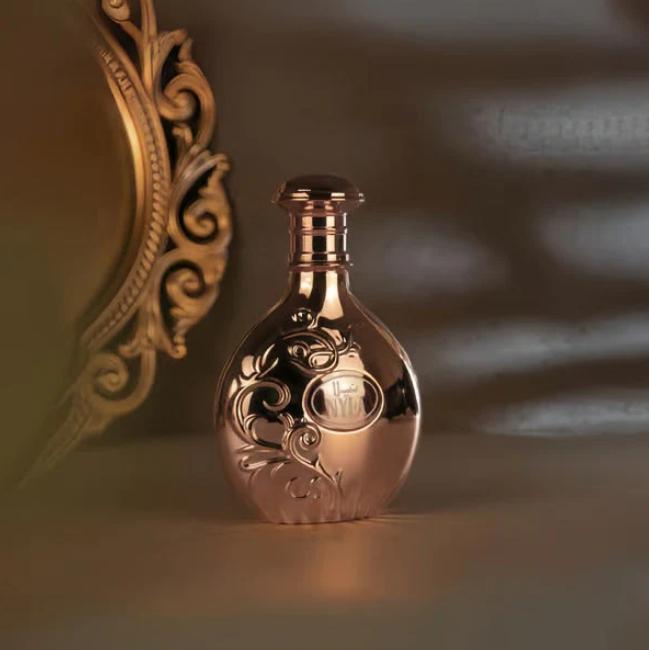 clatEssence EDP ¨C Your Signature Radiance - 50% OFF