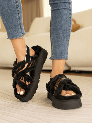 Roar Wool Lined Criss-Cross Strap Slipper - Black
