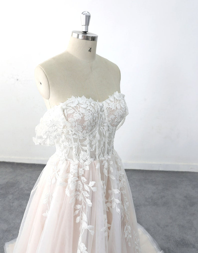 Romantic Nude Lined Off-Shoulder Wedding Dresses