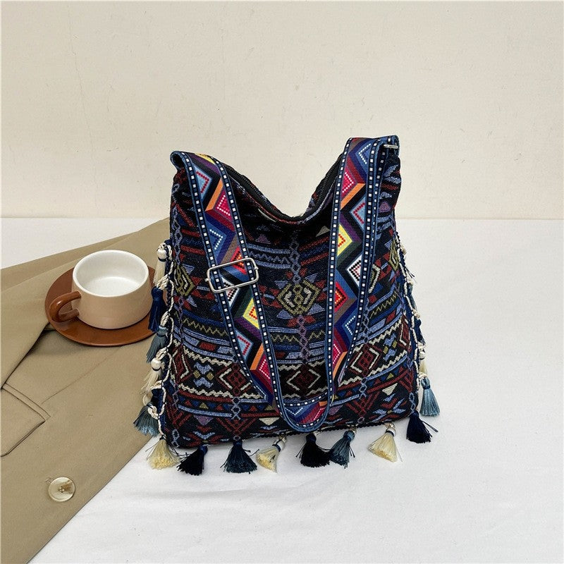 Large Capacity Shoulder Bag With Scarf