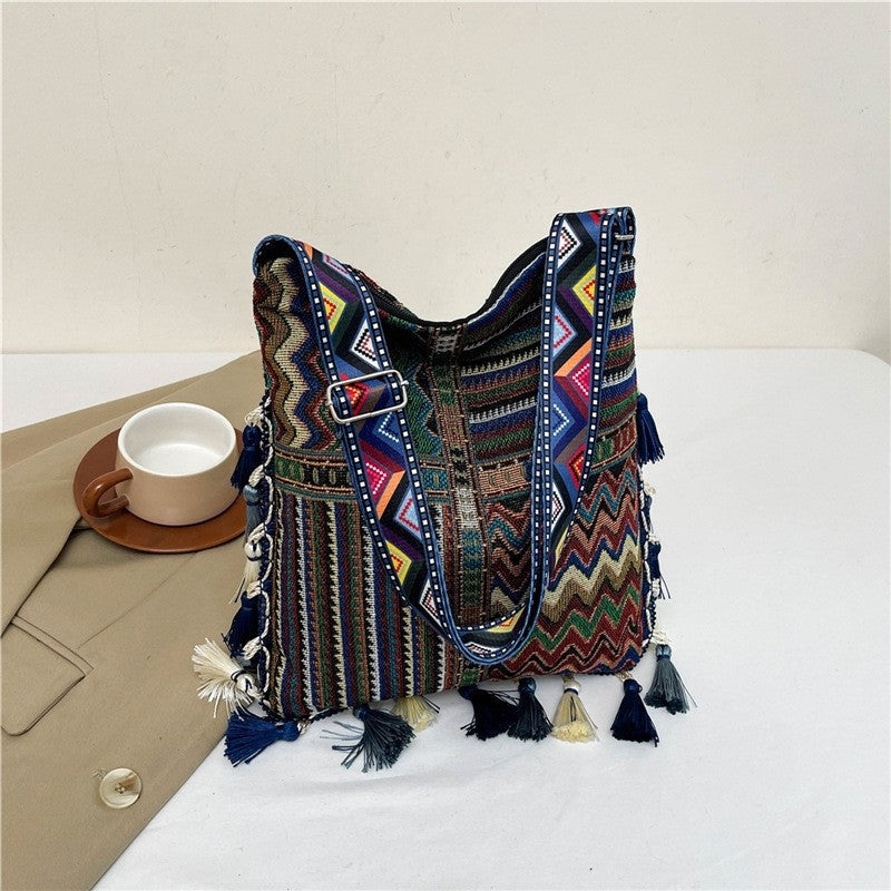 Large Capacity Shoulder Bag With Scarf