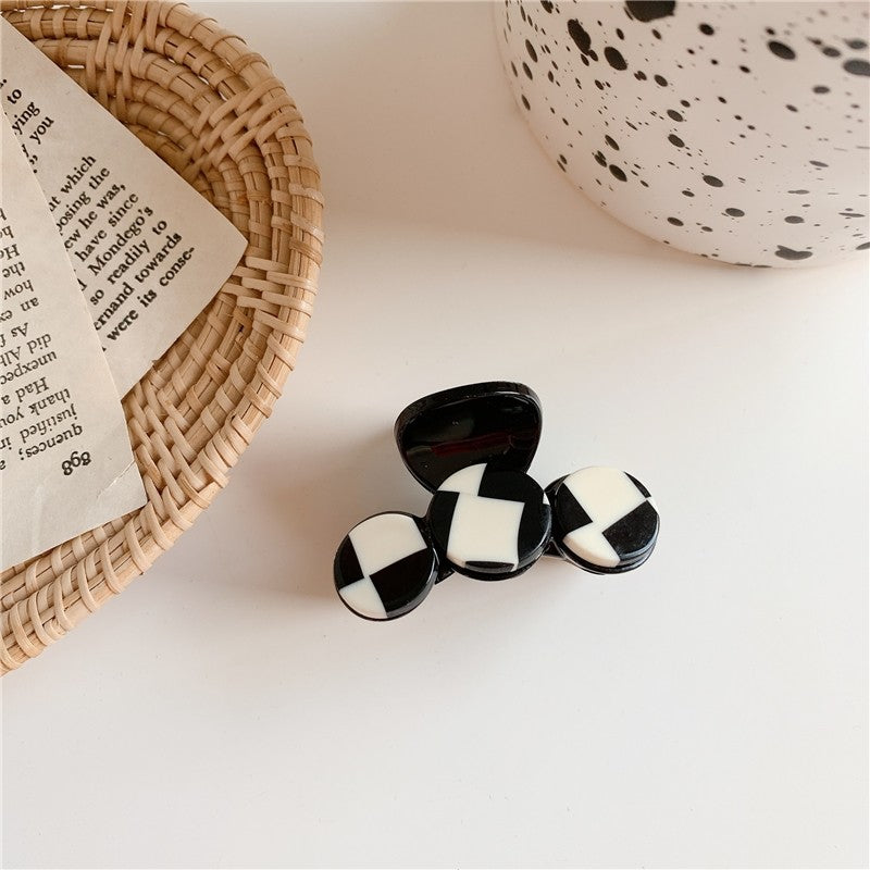 Checkerboard Arc Shape Hair Claw Clip