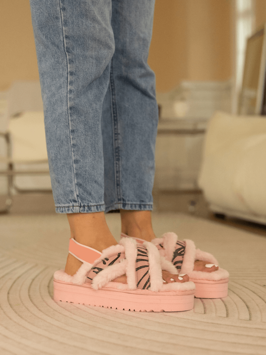Roar Wool Lined Criss-Cross Strap Slipper - Pink