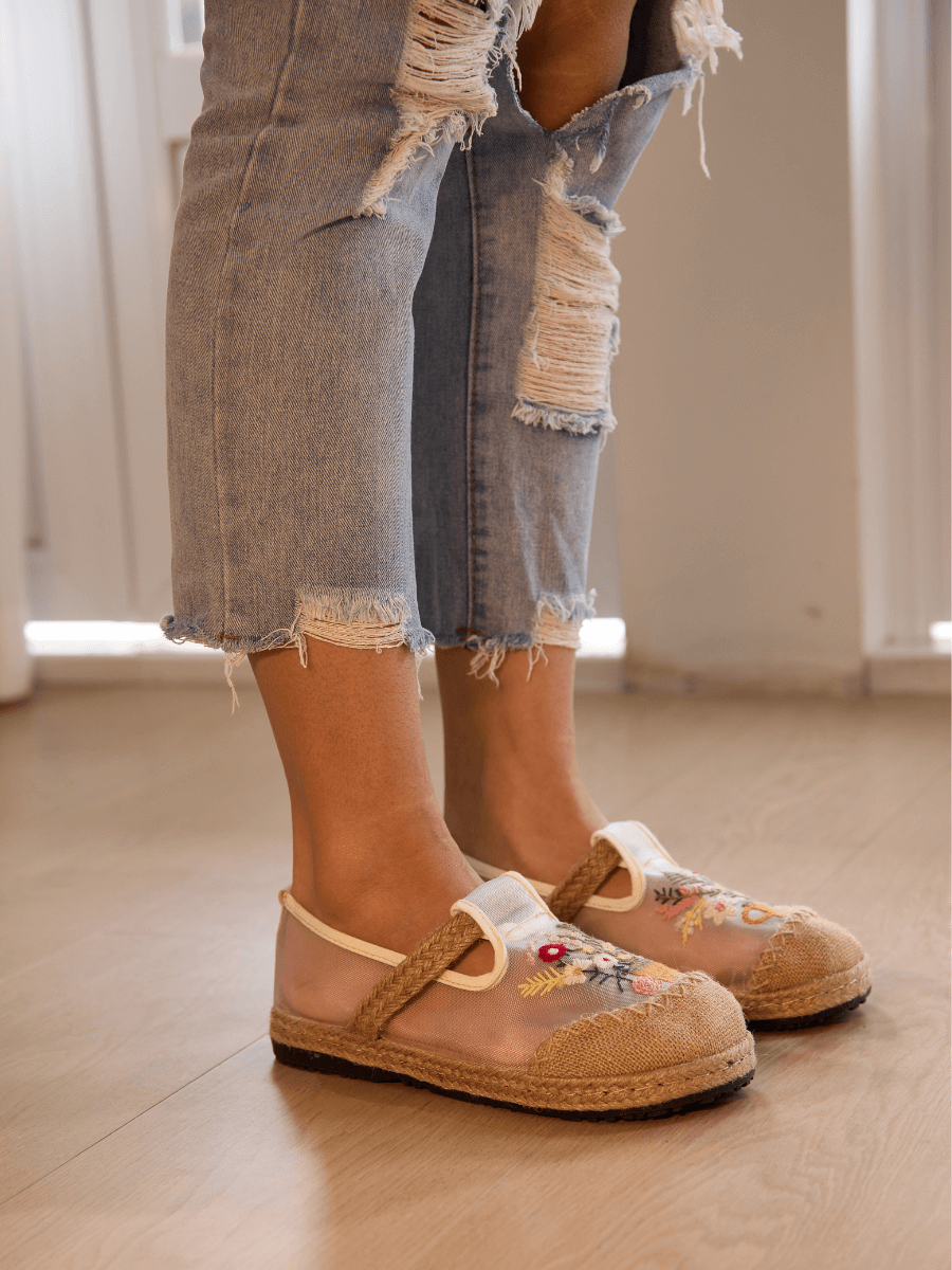 Gracelynn Floral Embroidered Mesh Loafer