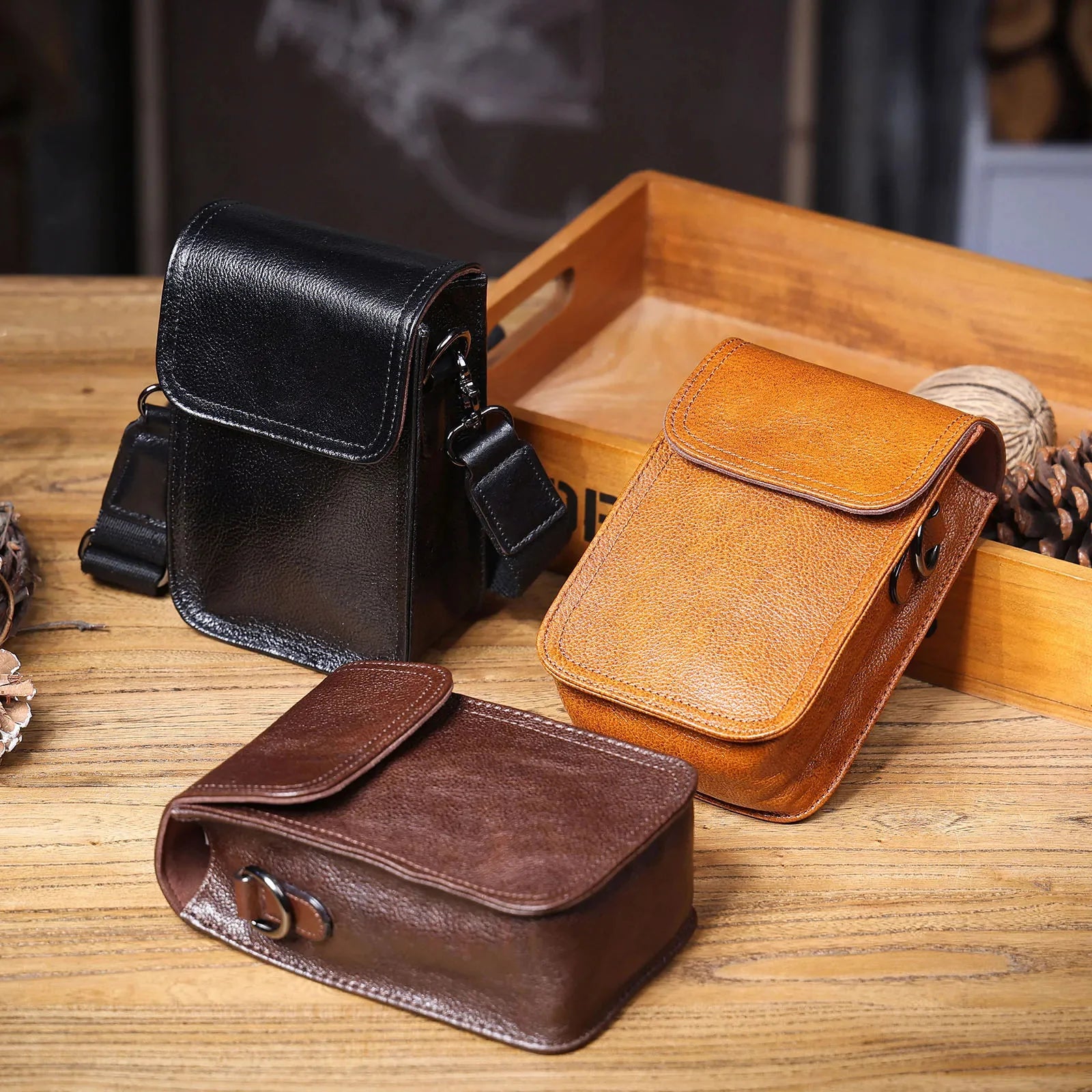 Genuine Leather Men's Shoulder Bag – Vintage Style Crossbody Phone Pouch