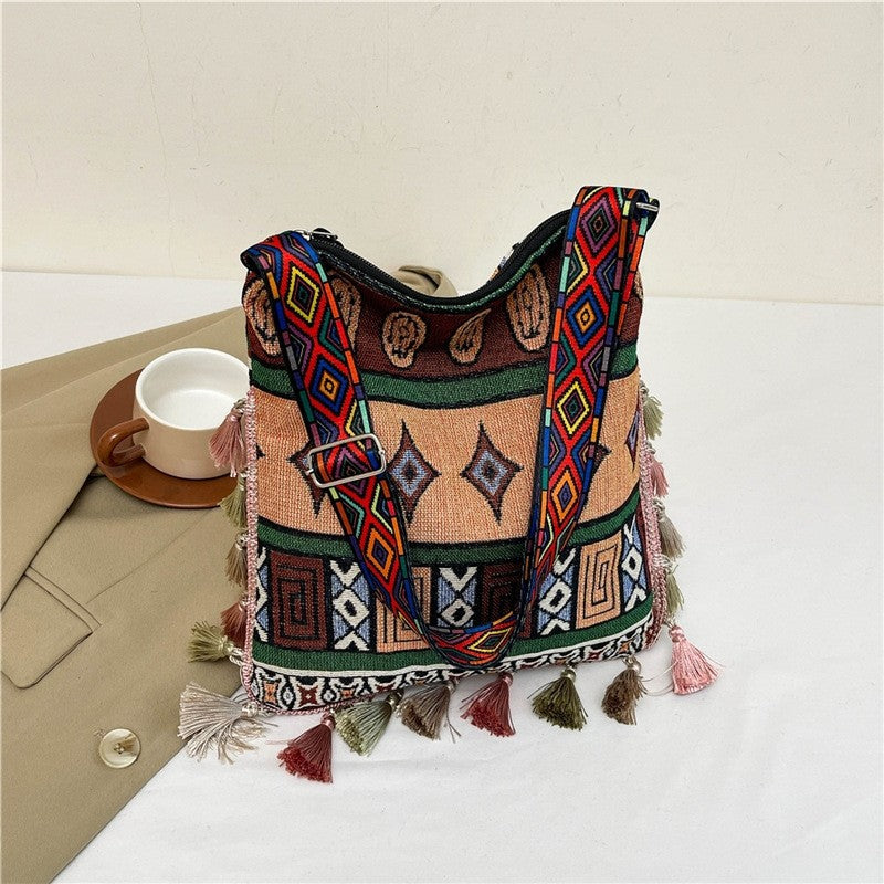 Large Capacity Shoulder Bag With Scarf