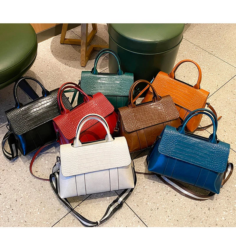 Women's Cowhide Leather Crossbody Bag - Retro Large Capacity Handbag