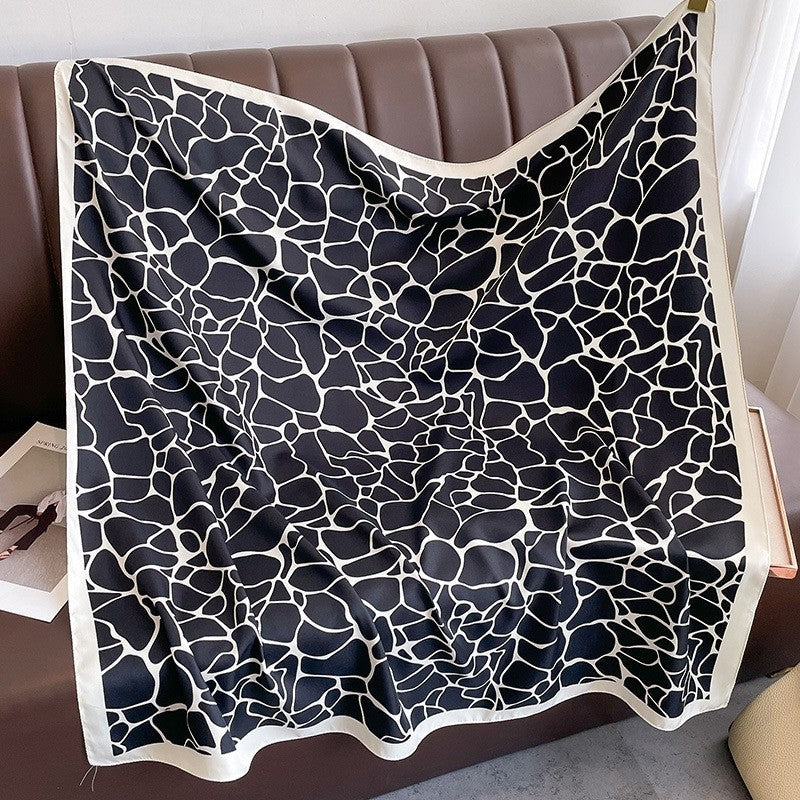 Geometric Twill Print Scarf