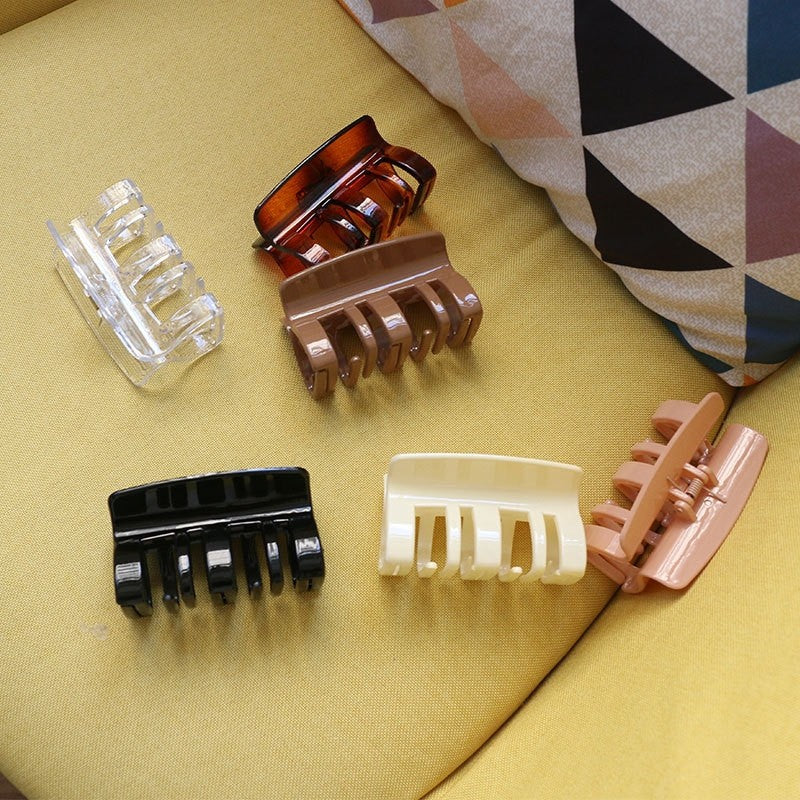 Retro Elegant Resin Hair Claw Clip