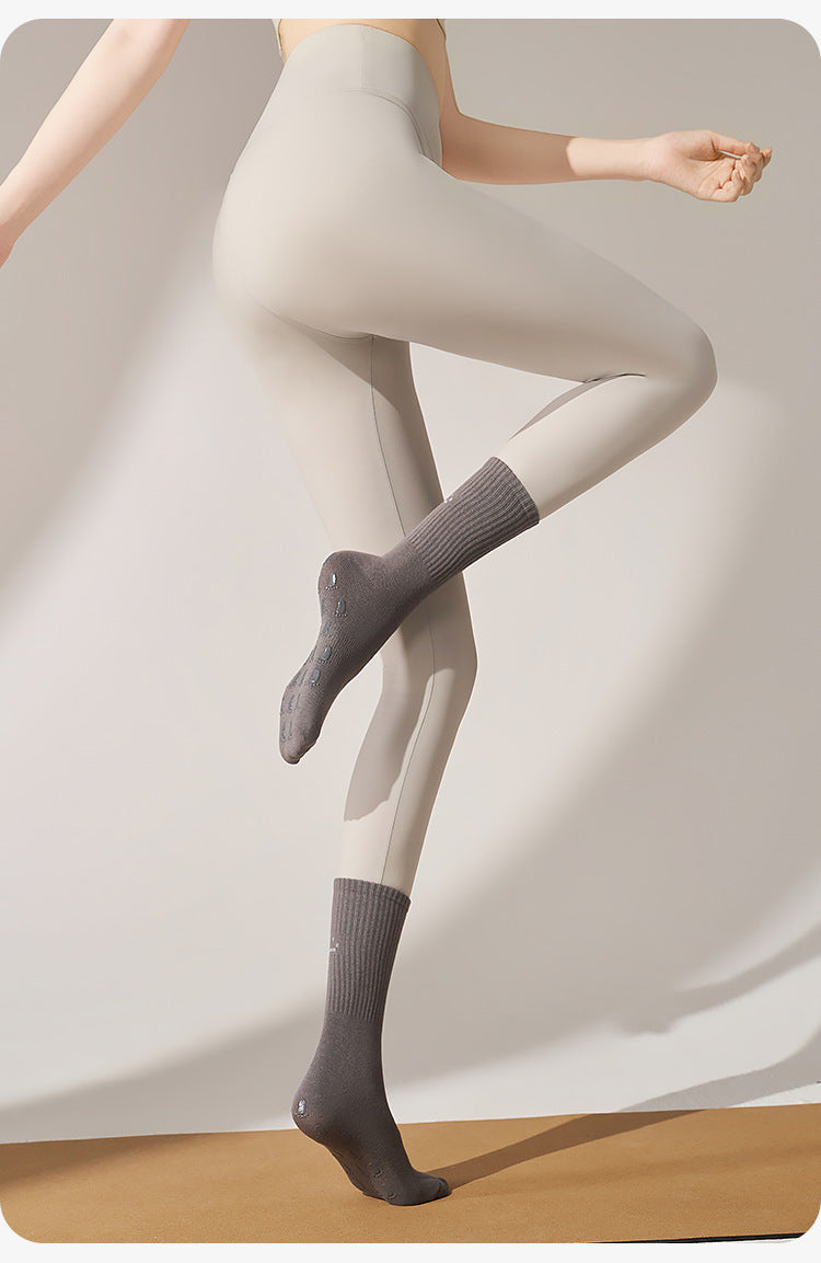 Women Non-Slip Grips Socks 3 Pairs/Pack