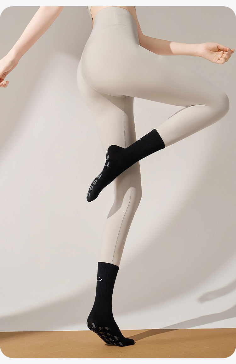 Women Non-Slip Grips Socks 3 Pairs/Pack