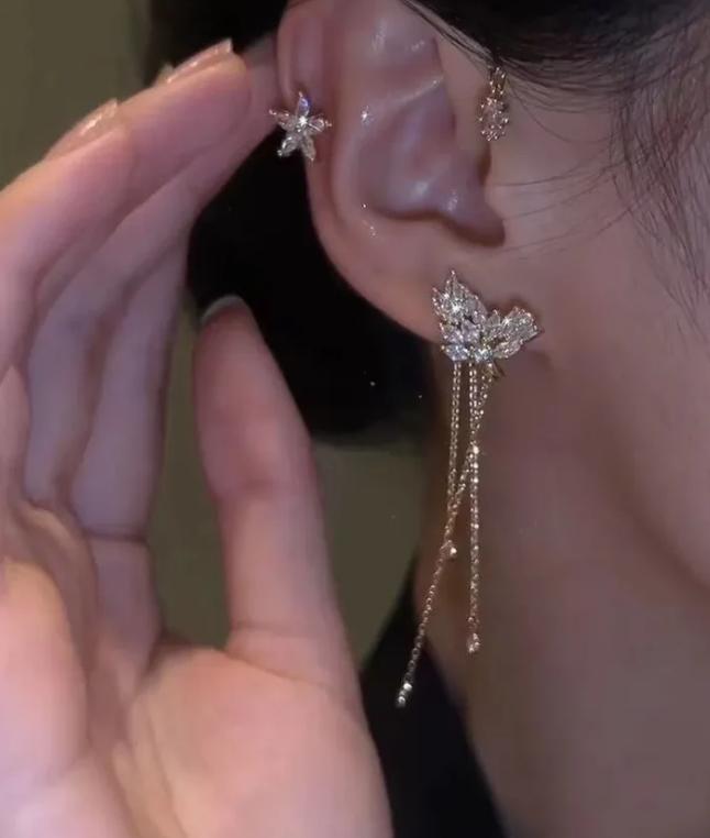 LumiStar Cascade Earrings - Instant Elegance & Sparkle + 50% OFF