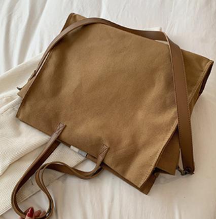 Royce Tote Bag - Tan