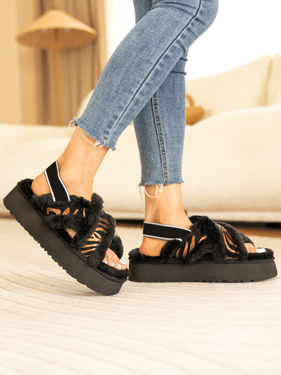 Roar Wool Lined Criss-Cross Strap Slipper - Black