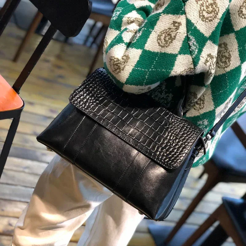 Women's Cowhide Leather Crossbody Bag - Retro Large Capacity Handbag