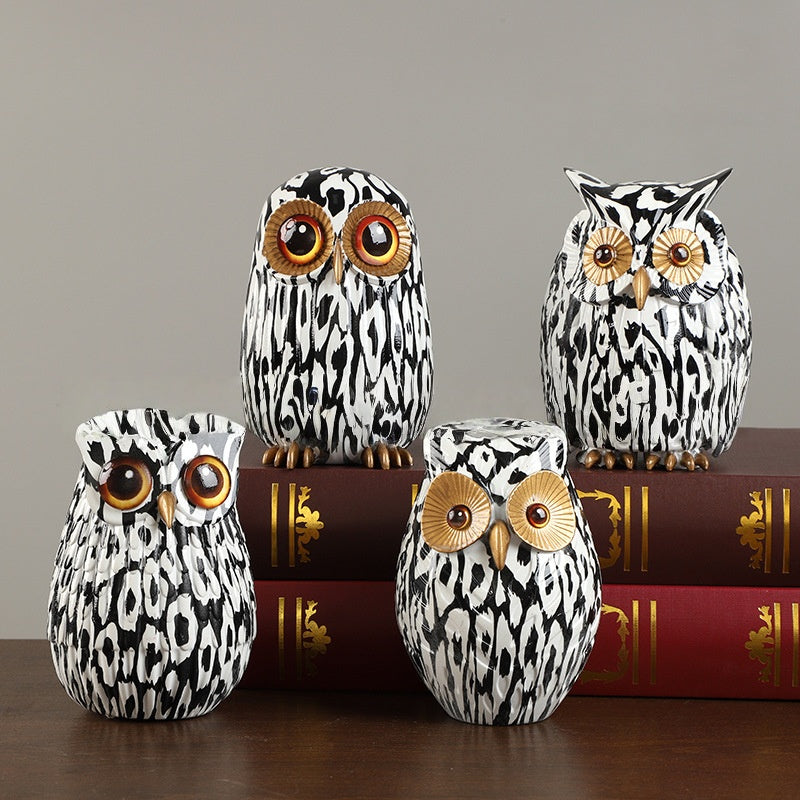 Creative Eco-Resin Graffiti Owl Statue 4pcs/ Pack
