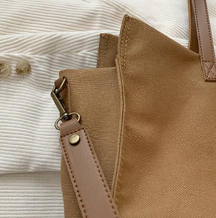 Royce Tote Bag - Tan
