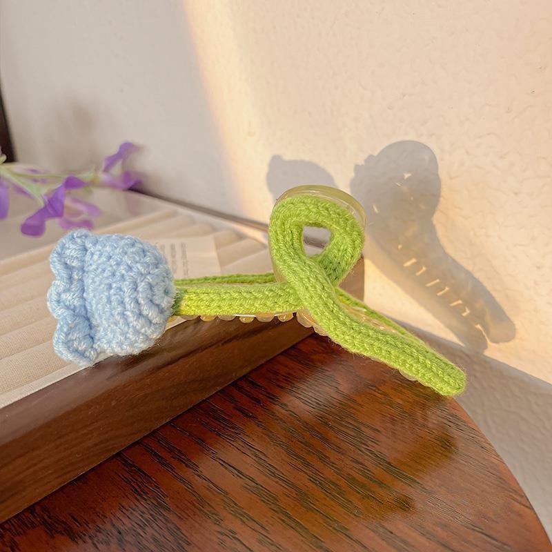 Knitted Tulip Hair Claw Clip