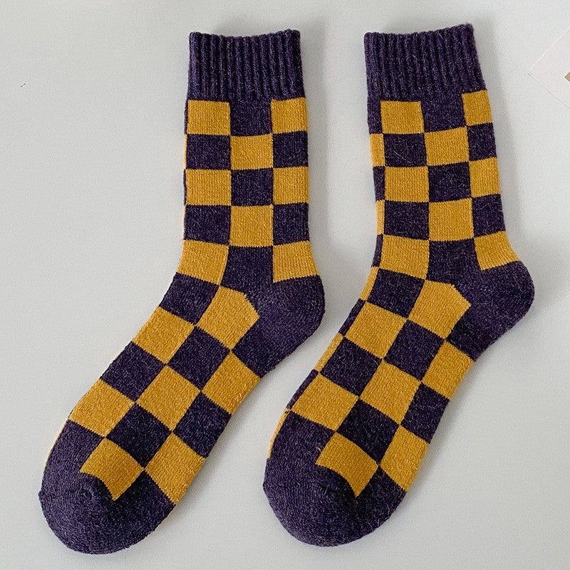 Women's Checkerboard Mid Calf Socks