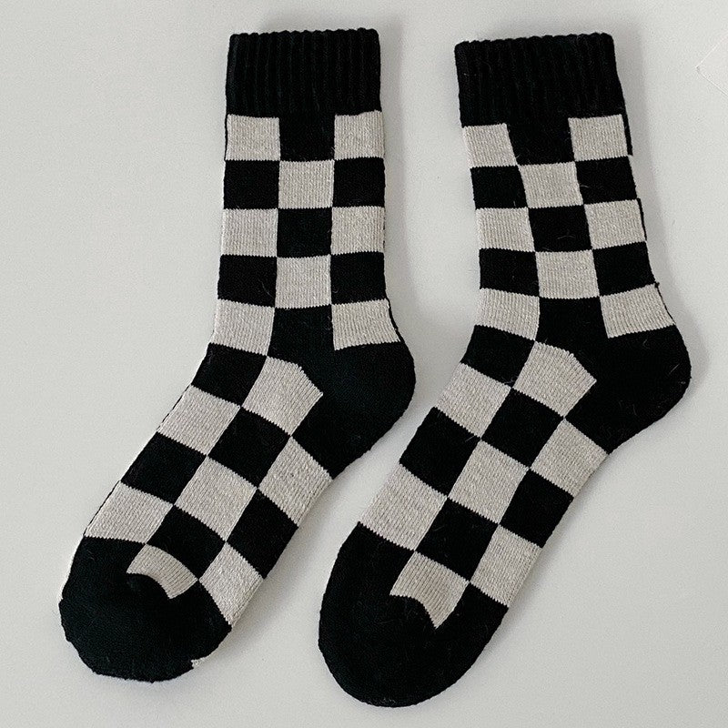 Women's Checkerboard Mid Calf Socks