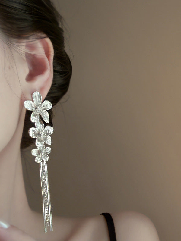 Flower Shape Tasseled Drop Earrings