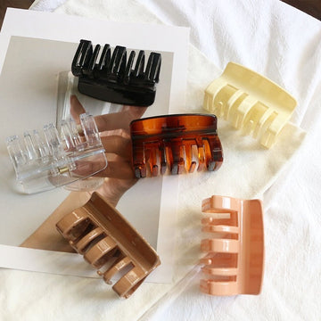 Retro Elegant Resin Hair Claw Clip