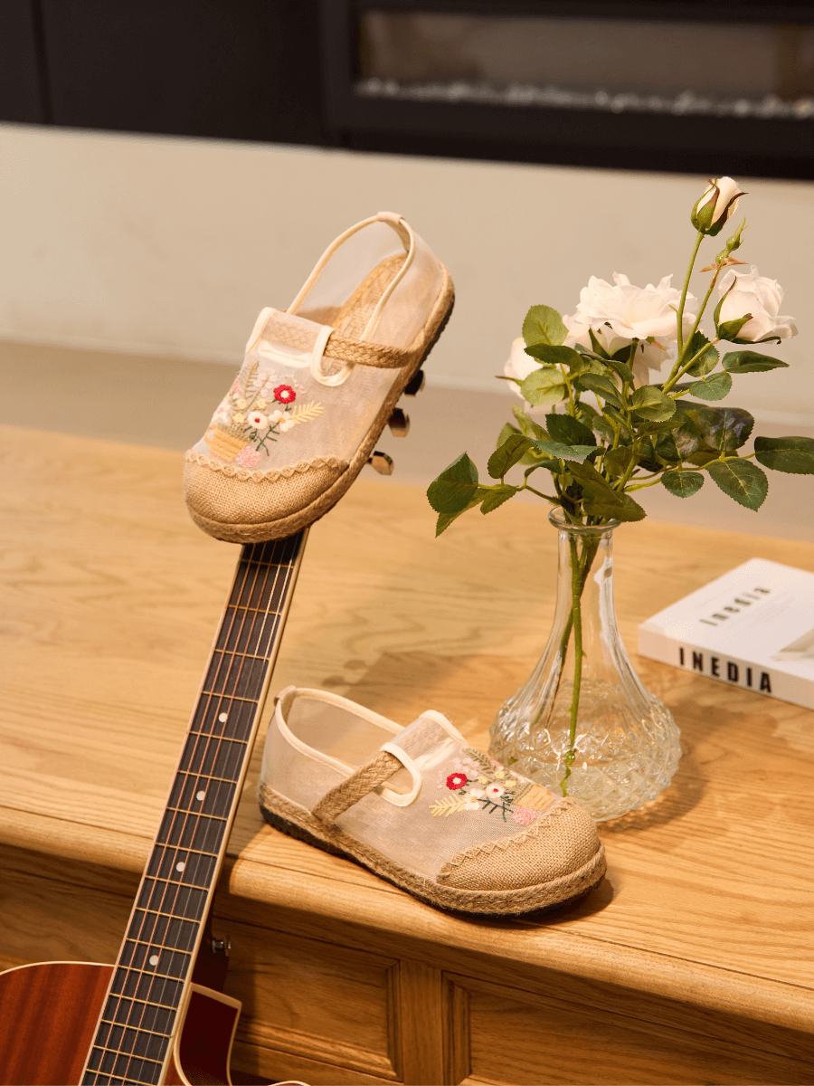 Gracelynn Floral Embroidered Mesh Loafer