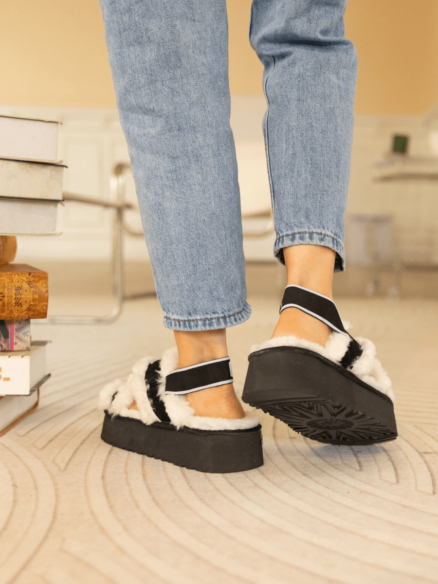 Roar Wool Lined Criss-Cross Strap Slipper - White