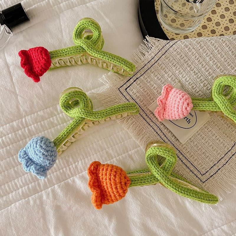 Knitted Tulip Hair Claw Clip
