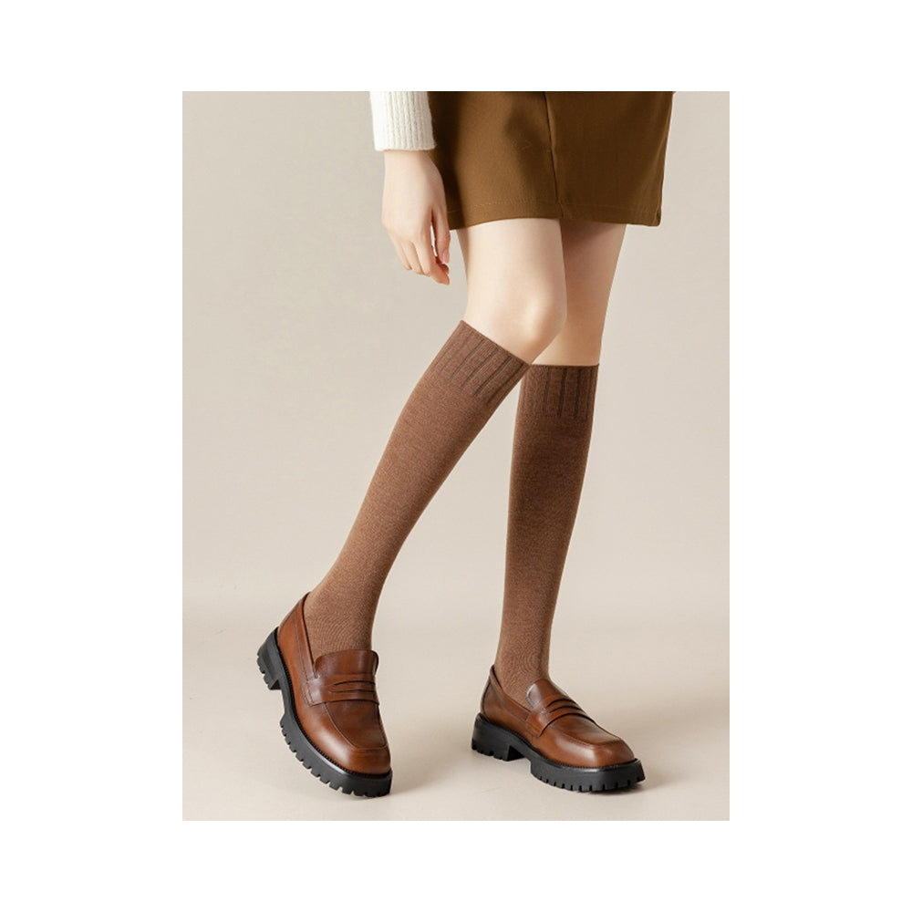 Casual Breathable Solid Color Mid-Calf Socks