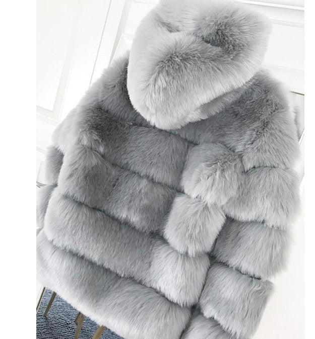 Winter Warm Artificial Fox Fur Overcoat for Women