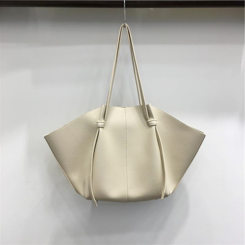 Vintage Litchi Grain Large Capacity Winged Bag