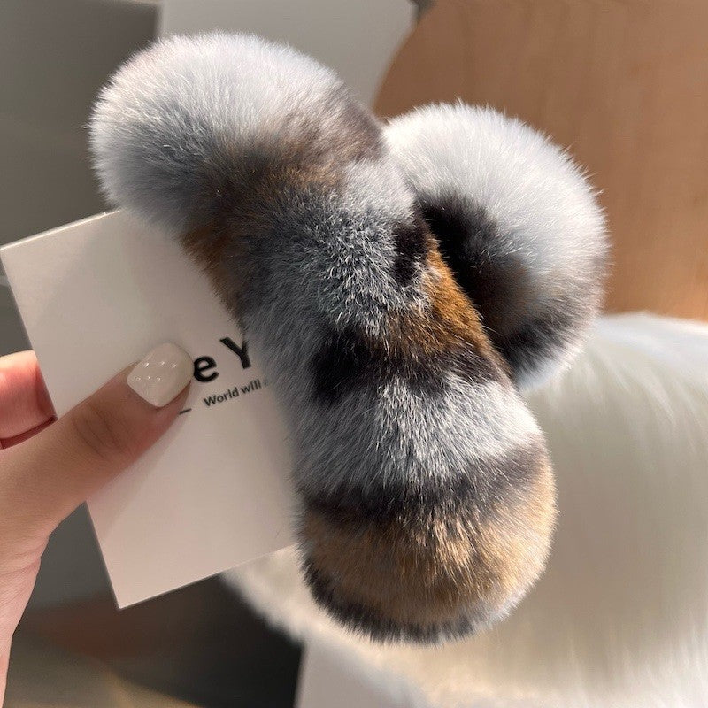 Trendy Large Furry Hair Claw Clip