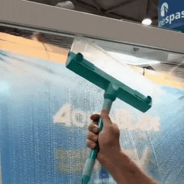 The ClearView Squeegee - A Perfect Shine in One Swipe + 50% OFF