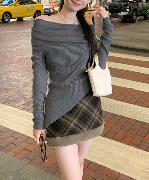 Flute Off The Shoulder Knit Top - Latte