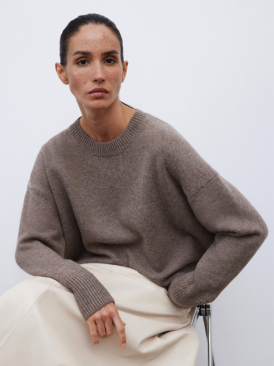 Women's Oversized Round Neck Long Sleeve Sweater