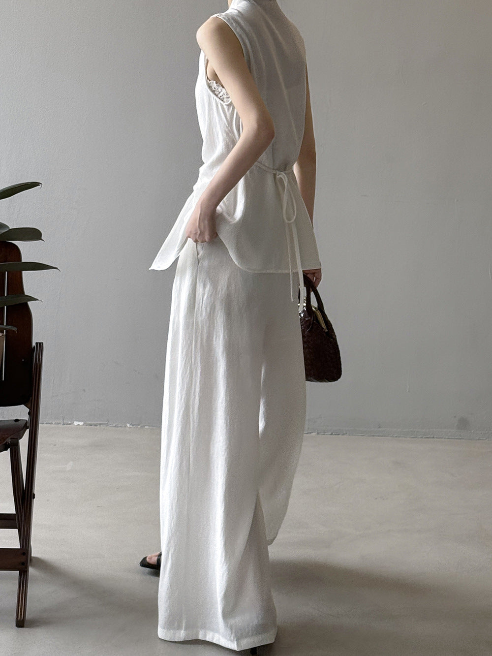 Designer Twist Knot Sleeveless Blouse Set for Women