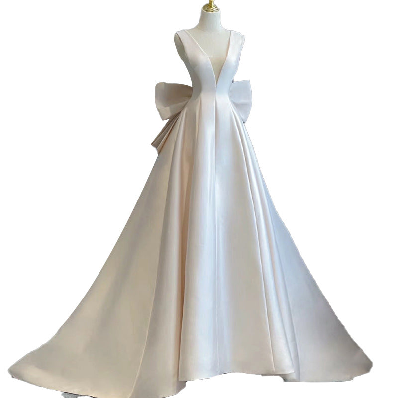 Simple Design V Neck Satin Bow Backless Trail Wedding Dresses