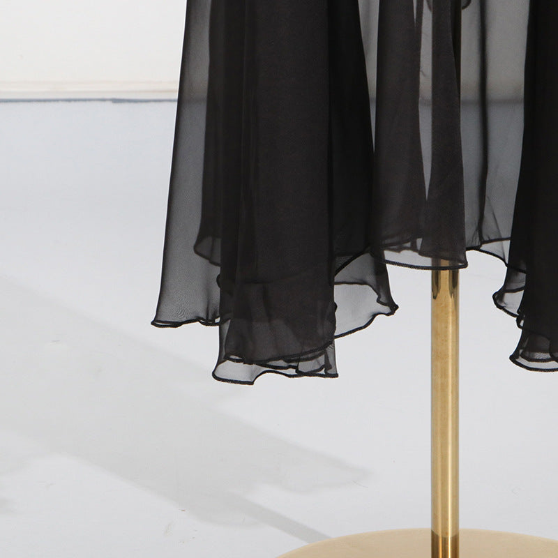 Elegant High-Society Style Dress – Off-Shoulder Backless Maxi Dress with Layered Hem