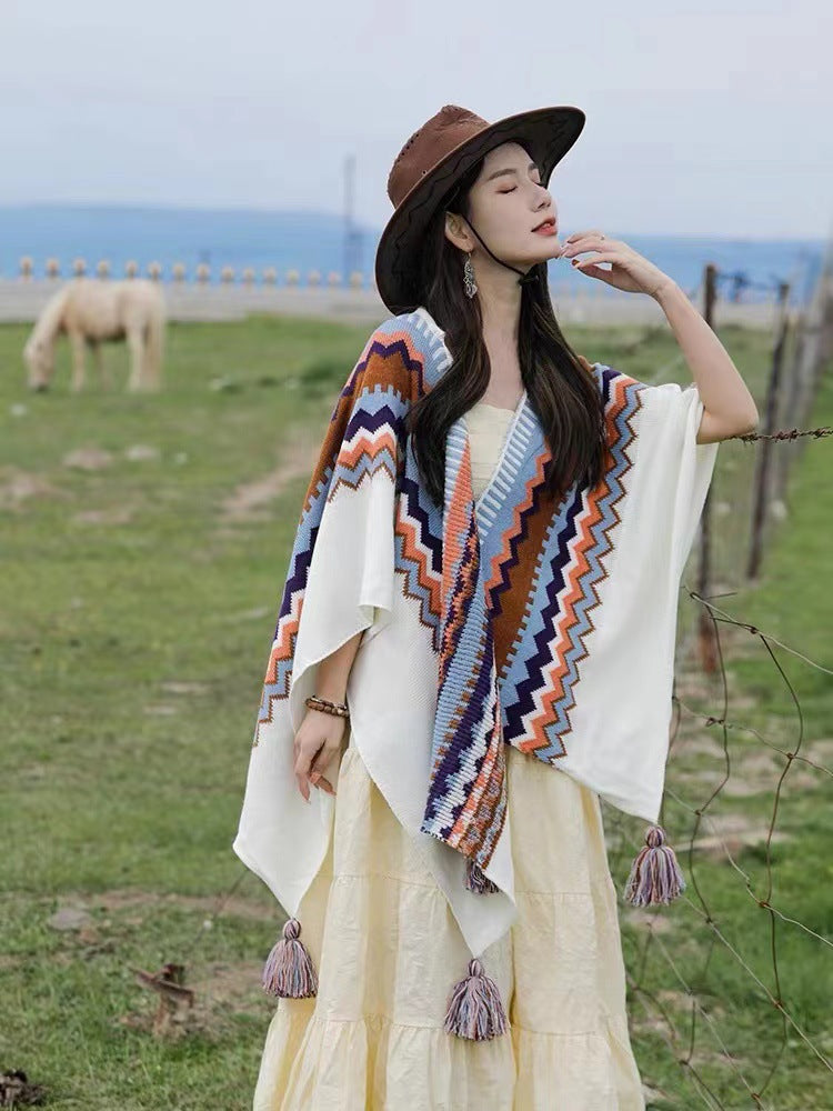 Bohemian Tassel Knit Cape – Free-Spirited & Stylish