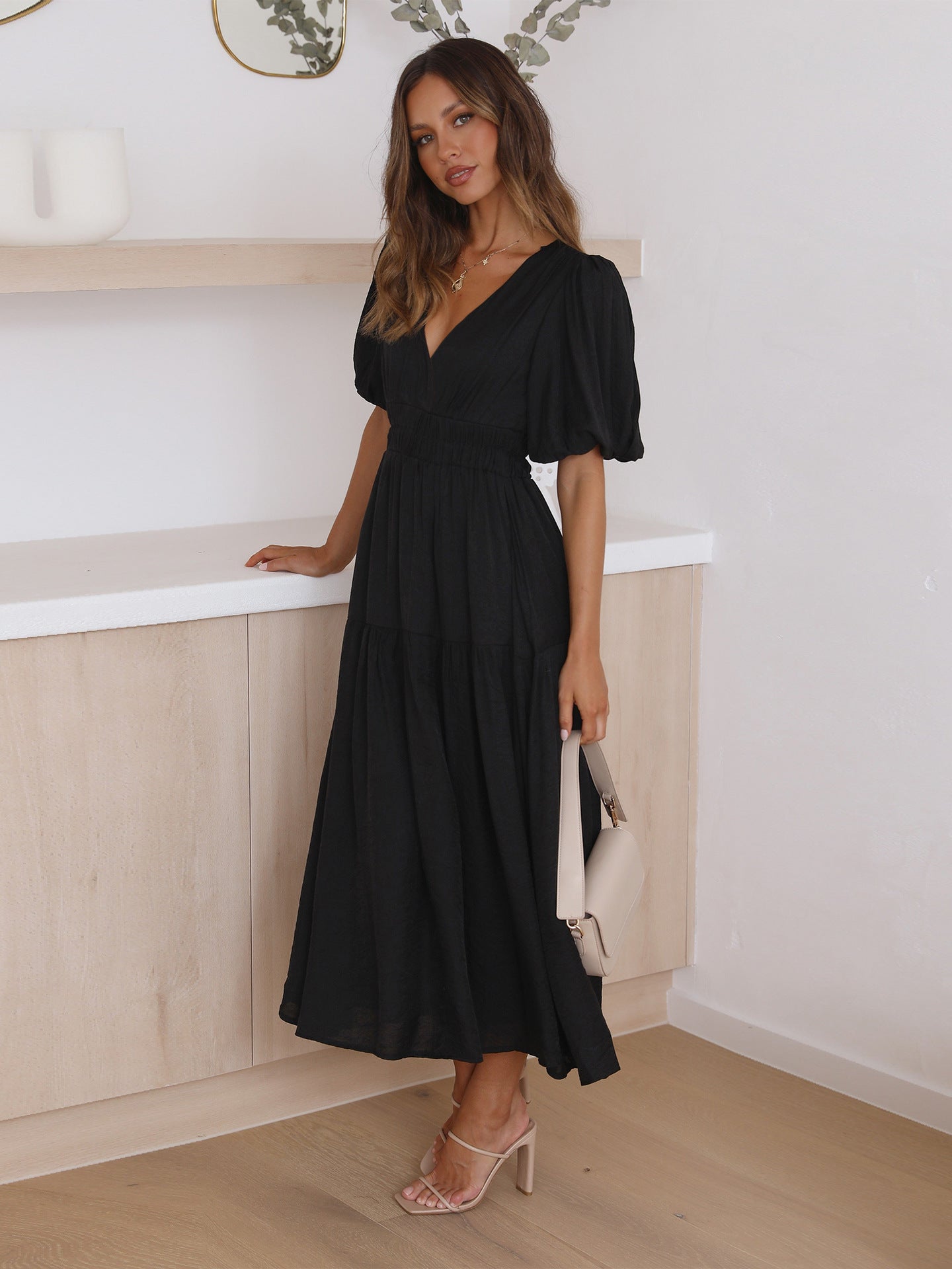 Chic Deep V Puff Sleeve Vacation Dress