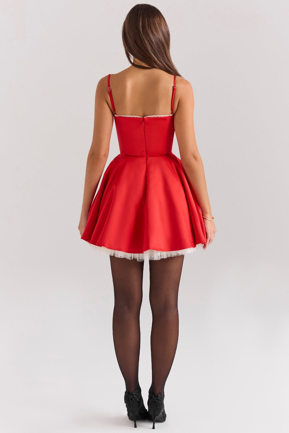 Elegant Off-Shoulder Backless Princess Ball Gown Dress